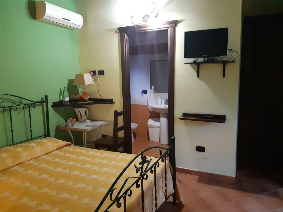 Agriturismo Il Pozzo Antico Mascali Exteriér fotografie